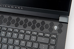 画像ギャラリー No.009のサムネイル画像 / 【PR】Alienware初のRyzen搭載ノートPC「Alienware m15 Ryzen Edition R5」は高性能を割安価格で入手できるお買い得なPCだ