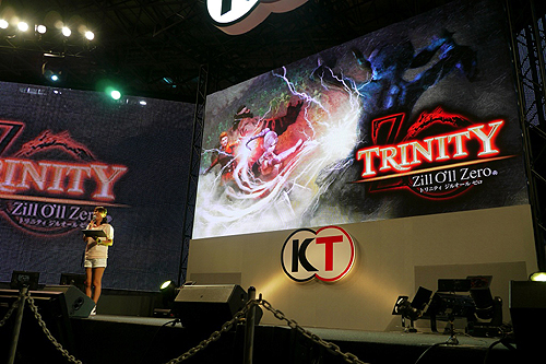 画像ギャラリー No.002のサムネイル画像 / [TGS 2010]「Dream」との楽曲タイアップも発表。ダンスありバトルあり（？）の「TRINITY Zill O’ll Zero」ステージイベントレポート