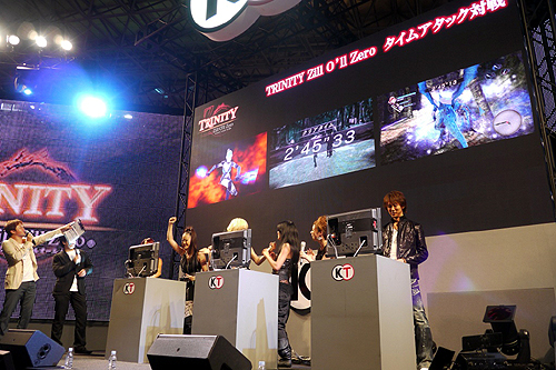 画像ギャラリー No.010のサムネイル画像 / [TGS 2010]「Dream」との楽曲タイアップも発表。ダンスありバトルあり（？）の「TRINITY Zill O’ll Zero」ステージイベントレポート