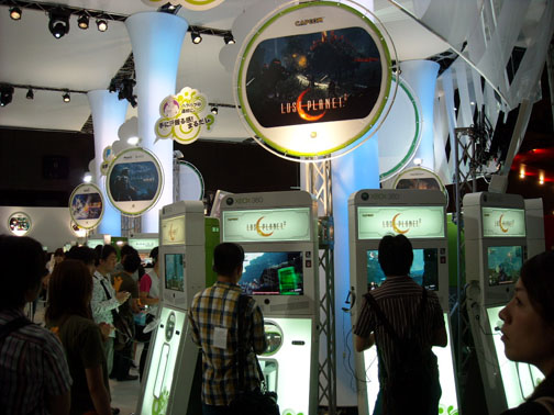 画像ギャラリー No.006のサムネイル画像 / ［TGS 2009］ブースレポート：マイクロソフト編――油圧式ライドの「Forza Motorsport 3」や多数のサードパーティ製品を遊びつくせ