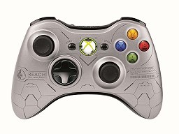 画像ギャラリー No.007のサムネイル画像 / メタリックシルバーがクールな限定デザインの新型Xbox 360同梱，「Xbox 360 Halo: Reach リミテッド エディション」が9月15日に発売