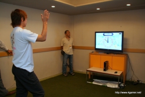 画像ギャラリー No.007のサムネイル画像 / マイクロソフトが西武ドームにて「Xbox Night」を開催。埼玉西武ライオンズの選手によるKinect体験も
