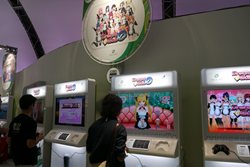画像ギャラリー No.011のサムネイル画像 / ［TGS 2010］マイクロソフトブースにはサードパーティタイトルを含めて50タイトルが集結。Kinect対応タイトルや「アイマス2」の試遊台など見所満載
