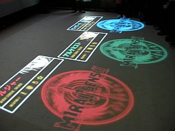 画像ギャラリー No.004のサムネイル画像 / Kinectを導入した体験型アトラクション「戦え!大作戦アトラ ミライセンシ」が西武園ゆうえんちで3月24日開始