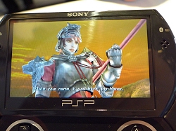 画像ギャラリー No.003のサムネイル画像 / ［E3 09］PSP goの細部はこうなっている！　E3会場の試遊機を写真と動画でチェック