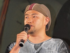画像ギャラリー No.016のサムネイル画像 / ［TGS 2010］日本ゲーム大賞2010発表授賞式レポート。経済産業大臣賞は堀井雄二氏，年間作品部門の大賞は「New スーパーマリオブラザーズ Wii」に