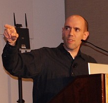 画像ギャラリー No.003のサムネイル画像 / ［GDC 2010］何でもないシーンにも贅沢なモーションキャプチャーを。やっぱり「Uncharted 2：Among Thieves」には大金がかかっていた