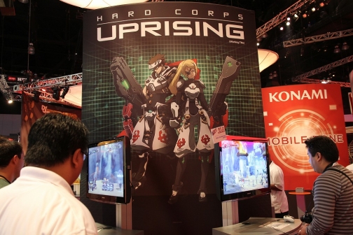 画像ギャラリー No.002のサムネイル画像 / ［E3 2010］「Castlevania」や「METAL GEAR」ほか，大小入り乱れて多くの作品が展示されていたKONAMIブースで見かけたちょっと粋なゲーム
