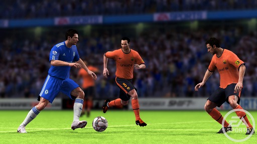 画像ギャラリー No.002のサムネイル画像 / 永遠のサッカー小僧，男色ディーノが「FIFA 10 ワールドクラス サッカー」をプレイ！