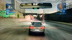 画像ギャラリー No.005のサムネイル画像 / 一味違う,斬新なレースゲーム「ブラーレーサーズ」のレビューを掲載。実車+あり得ない効果を発揮するアイテムを使いこなしてライバルを蹴散らせ