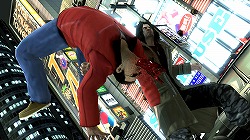 画像ギャラリー No.004のサムネイル画像 / シリーズ最高の出足を記録。より進化した「龍が如く4」の見どころをまとめたプレイムービーを見よ!