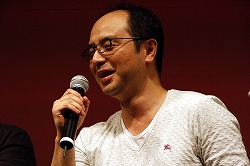 画像ギャラリー No.004のサムネイル画像 / ［TGS 2009］“自分の彼女”の似顔絵をミノ☆タロー氏に書いてもらえる抽選イベントも。「ラブプラス」の「デキシーズ 幕張出張所」レポート