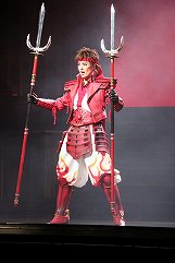 画像ギャラリー No.003のサムネイル画像 / 「戦国BASARA」が宝塚歌劇 花組によって再現。歌劇「『戦国BASARA』-真田幸村編-」のゲネプロをレポート