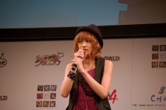 画像ギャラリー No.005のサムネイル画像 / 南 明奈さんやKONANさんが出演した“大収穫祭 09-10”では「シレン4」発売日決定や「喧嘩番長」映画化などが発表＆「9時間9人9の扉」のミニインタビューを掲載