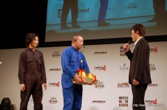 画像ギャラリー No.024のサムネイル画像 / 南 明奈さんやKONANさんが出演した“大収穫祭 09-10”では「シレン4」発売日決定や「喧嘩番長」映画化などが発表＆「9時間9人9の扉」のミニインタビューを掲載