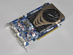 画像ギャラリー No.016のサムネイル画像 / GT200世代初のエントリーモデル「GeForce GT 220」「GeForce 210」。その立ち位置を明らかにする