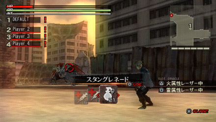 画像ギャラリー No.044のサムネイル画像 / 仲間同士の連携が勝利の鍵を握るPSP用ハンティングアクション「GOD EATER」。2009年秋の発売を前に戦闘システムを紹介
