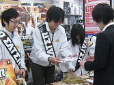 画像ギャラリー No.010のサムネイル画像 / 体験版が150万以上ダウンロードされた期待作，ついに「GOD EATER」が本日発売！　未知のアラガミのシルエット画像も公開。秋葉原では発売記念イベントも
