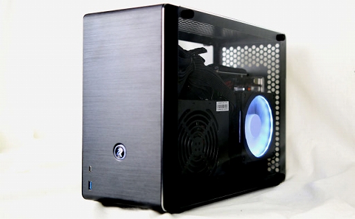 画像ギャラリー No.001のサムネイル画像 / Mini-ITX筐体にRyzen 3000シリーズを搭載するゲームPCがStormから