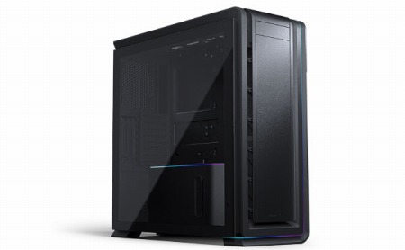 画像ギャラリー No.001のサムネイル画像 / Storm,IntelベースとAMDベースのPC 2台分を1つのPCケースに詰め込んだハイエンドPC発売