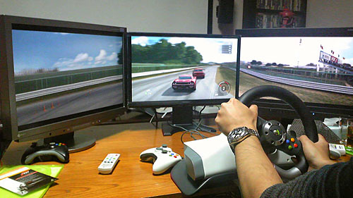 画像ギャラリー No.014のサムネイル画像 / 【西川善司】Windows 7発売記念ホームパーティで,「Forza 3」を多画面プレイした話