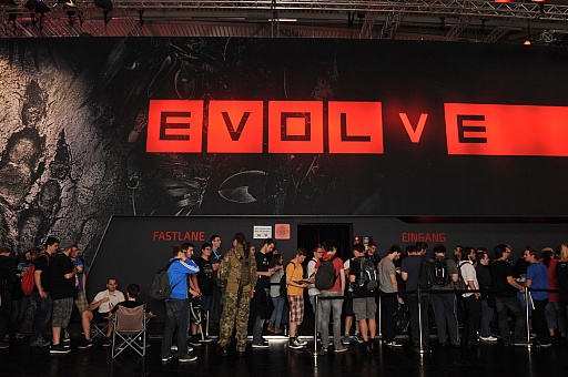 画像ギャラリー No.002のサムネイル画像 / ［gamescom］2014年の来場者数は昨年より5000人減の33万5000人。gamescom awardsでは，2Kの「Evolve」が5冠を達成