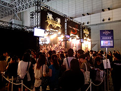 画像ギャラリー No.001のサムネイル画像 / ［TGS 2010］いよいよ一般公開日。開場直後に整理券の当日配布分が終了してしまうタイトルも出た，スクウェア・エニックスブース