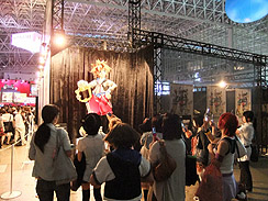 画像ギャラリー No.011のサムネイル画像 / ［TGS 2010］いよいよ一般公開日。開場直後に整理券の当日配布分が終了してしまうタイトルも出た，スクウェア・エニックスブース