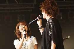 画像ギャラリー No.024のサムネイル画像 / 思わずペルソナが覚醒してもおかしくないくらいの盛り上がりだった「PERSONA MUSIC TOUR 2010」東京公演レポートを掲載