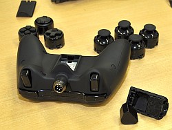 画像ギャラリー No.013のサムネイル画像 / アーケードスティックにゲームパッド，プロゲーマー事情まで――ゲームデバイスの黒船「Mad Catz」に，日本進出のあれこれについて聞いてみた
