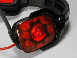 画像ギャラリー No.006のサムネイル画像 / Mad Catz製ヘッドセットの国内第1弾，「Gears of War 3」コラボモデルを試す