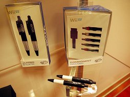 画像ギャラリー No.015のサムネイル画像 / ［E3 2012］Mad CatzブースでWii U用ヘッドセットやゲームパッドなど，多数のサンプルを発見