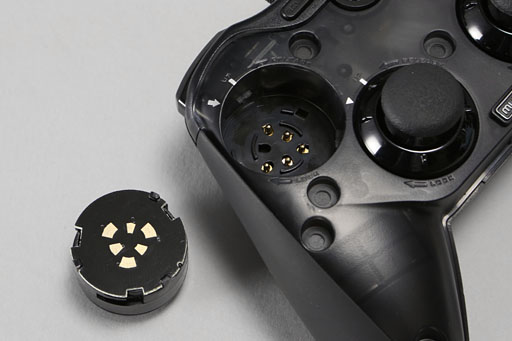 画像ギャラリー No.044のサムネイル画像 / 「MLG Pro Circuit Controller」レビュー。1万円超級の“プロ仕様”ゲームパッドが持つカスタマイズ性は誰の心に刺さるか