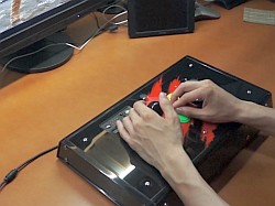画像ギャラリー No.010のサムネイル画像 / 静音を謳うMad Catz新作アーケードスティックの実力は？ 気になる静音性をチェックするファーストインプレッション掲載