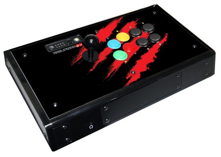 画像ギャラリー No.001のサムネイル画像 / Mad Catz,三和電子製静音パーツを採用した新作アーケードスティックを8月30日に発売。価格は驚きの1万9800円