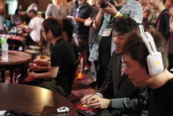 画像ギャラリー No.011のサムネイル画像 / ［TGS 2013］日本初開催の「Mad Catz Unveiled JAPAN」フォトレポート。ウメハラvs.Infiltrationなど，珠玉の対戦が繰り広げられた夢の一夜