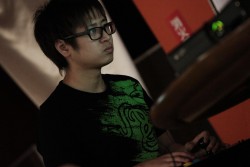 画像ギャラリー No.027のサムネイル画像 / ［TGS 2013］日本初開催の「Mad Catz Unveiled JAPAN」フォトレポート。ウメハラvs.Infiltrationなど，珠玉の対戦が繰り広げられた夢の一夜