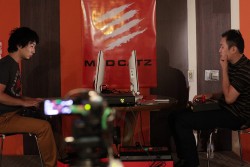 画像ギャラリー No.041のサムネイル画像 / ［TGS 2013］日本初開催の「Mad Catz Unveiled JAPAN」フォトレポート。ウメハラvs.Infiltrationなど，珠玉の対戦が繰り広げられた夢の一夜