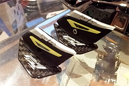 画像ギャラリー No.018のサムネイル画像 / ［CES 2015］Mad Catzのハイエンドは変形が特徴？ 新型マウス「R.A.T. PRO X」とワイヤレスゲームパッド「L.Y.N.X. 9」のことをいろいろ聞いてみた