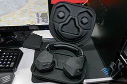 画像ギャラリー No.017のサムネイル画像 / ［TGS 2015］Mad Catzが国内未発表のゲーマー向けマウスとワイヤレスヘッドセットを披露。小型アケコンの実機サンプルも
