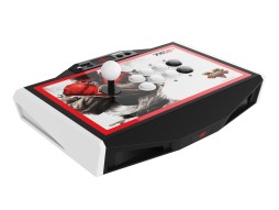 画像ギャラリー No.001のサムネイル画像 / Mad Catz,タッチパッドを搭載したアケコン「TE2+」を新発表。廉価版2製品とゲームパッドも合わせて2016年2月18日発売