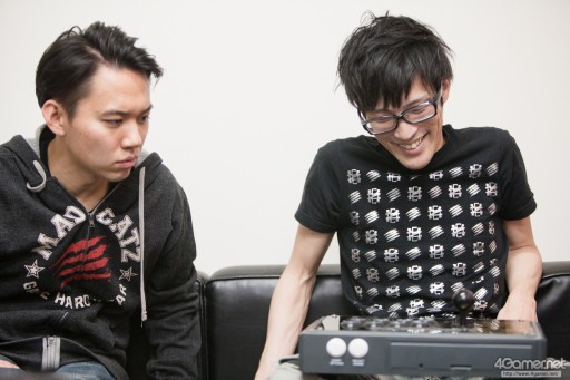 画像ギャラリー No.002のサムネイル画像 / Mad Catz製アケコン&ゲームパッドの「ストリートファイターV」モデル4製品の使い勝手は? 「ストV」への意気込みと合わせてときど&マゴ選手に聞いてみた