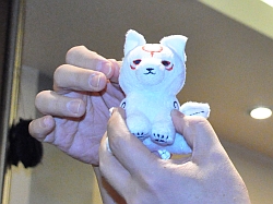 画像ギャラリー No.017のサムネイル画像 / まさかのチビテラス登場にシャッターの嵐？　都内ドッグカフェで行われた，NDS「大神伝〜小さき太陽〜」ブロガーミーティング潜入レポート
