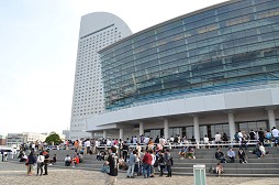 画像ギャラリー No.002のサムネイル画像 / 38名のアーティストが登場した，約4時間半にもわたる白熱のライブ！ 「SUPER GAMESONG LIVE 2012 -NEW GAME-」レポート