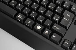 画像ギャラリー No.009のサムネイル画像 / 「ZOWIE CELERITAS」レビュー。茶軸採用のゲーマー向けメカニカルキーボードは軽い打鍵感とレスポンスのよさが光る