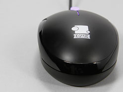 画像ギャラリー No.022のサムネイル画像 / ZOWIE GEARの小型軽量マウス「MiCO」レビュー。「RTS向け」だが,FPSでも十分使える