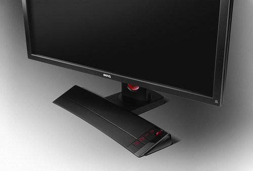 画像ギャラリー No.002のサムネイル画像 / BenQとZOWIE GEARによるゲーマー向けディスプレイ「XL2410T」に後継製品が登場。「XL2420T」が12月中旬に発売