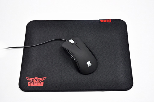 画像ギャラリー No.008のサムネイル画像 / ZOWIE GEARの布製マウスパッド「P-TF Speed Version」が発売に。ヘッドセット「HAMMER-N」の限定色も
