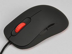 画像ギャラリー No.008のサムネイル画像 / ZOWIEの新型ワイヤードマウス「AM」レビュー。SpawN仕様の光学センサー搭載モデルは「クセがなく,人を選ぶ」