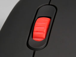 画像ギャラリー No.018のサムネイル画像 / ZOWIEの新型ワイヤードマウス「AM」レビュー。SpawN仕様の光学センサー搭載モデルは「クセがなく,人を選ぶ」